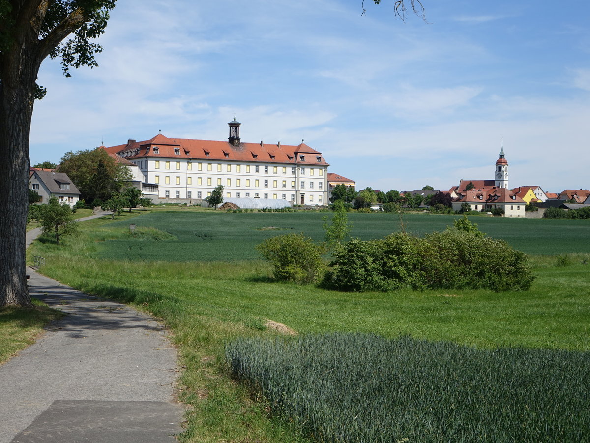 Heidenfeld, barockes Kloster Maria Hilf, erbaut von 1723 bis 1733 (28.05.2017)