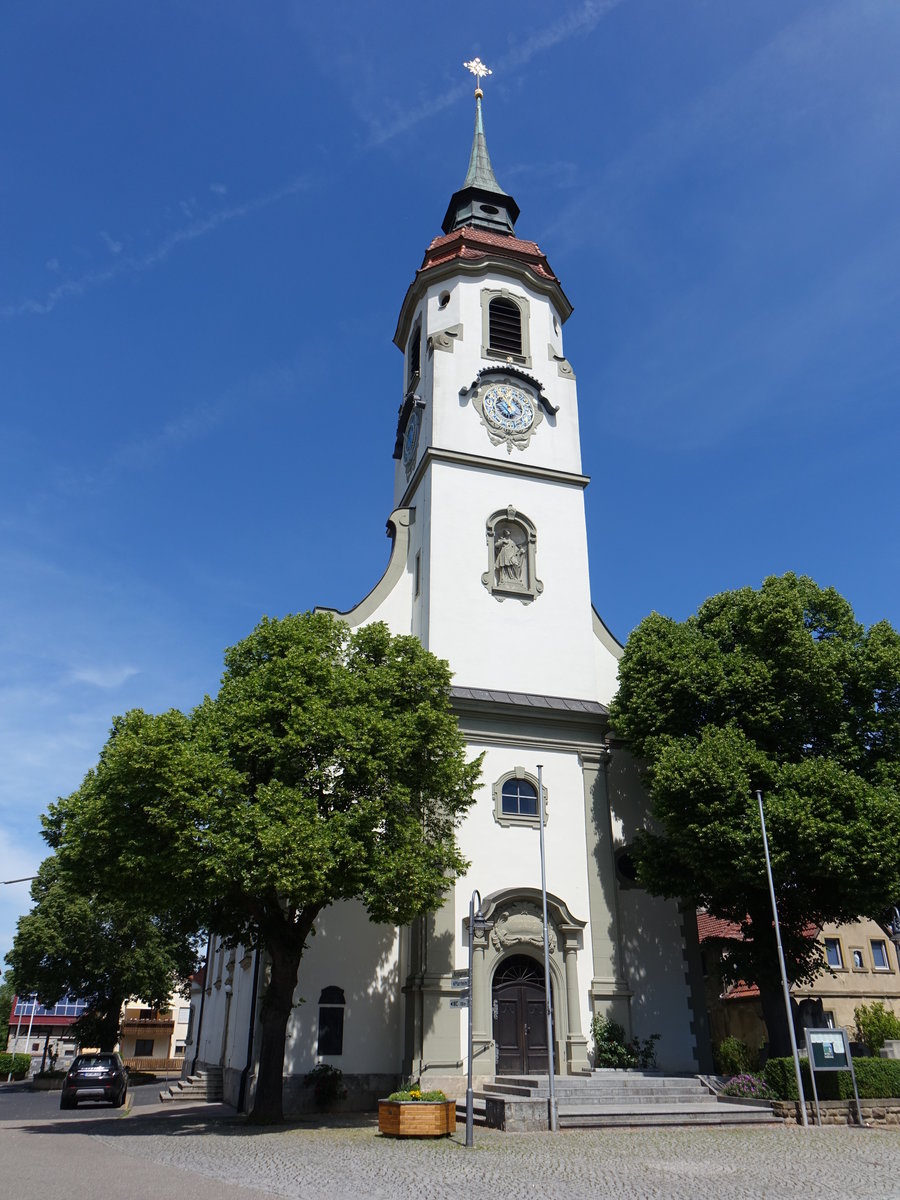 Heidenfeld, neubarocke Pfarrkirche St. Laurentius, erbaut bis 1906 (28.05.2017)