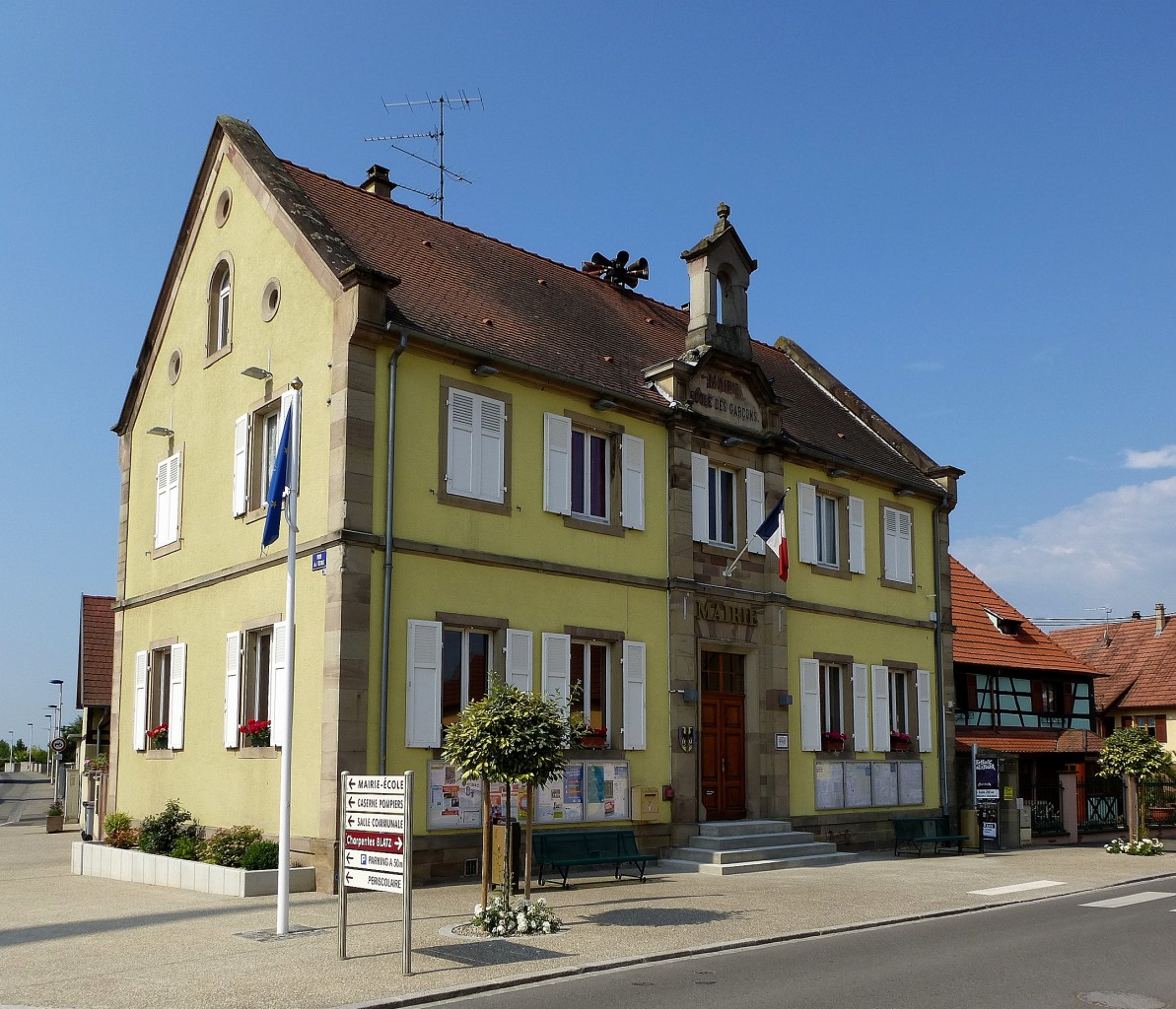 Heidolsheim im Elsa, das Rathaus der Gemeinde, Juni 2014
