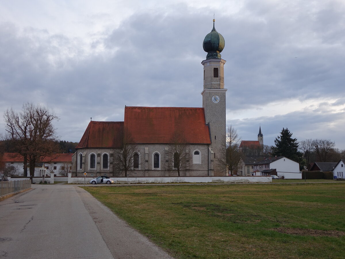 Heiligenstatt, Wallfahrtskirche Unschuldige Kinder, erbaut 1451, Kuppelturm erbaut 1702, Umbau im Stil des Rokoko 1734 (14.02.2016)