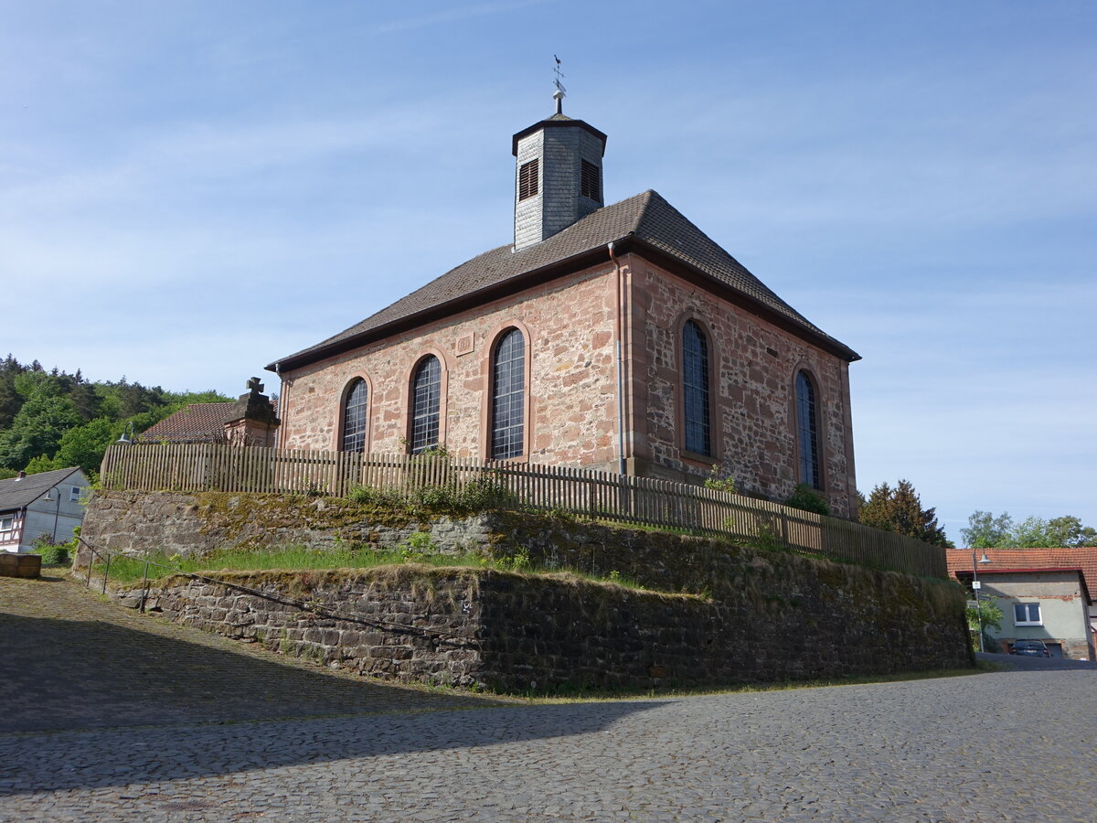 Heimbach (Wohra), evangelische Kirche im Burgweg (15.05.2022)