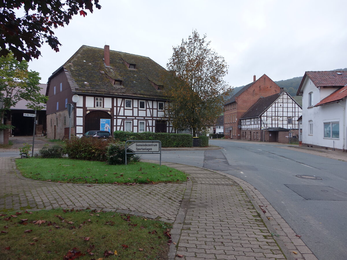 Heinade, Fachwerkhuser in der Strae In der Trift (30.09.2023)