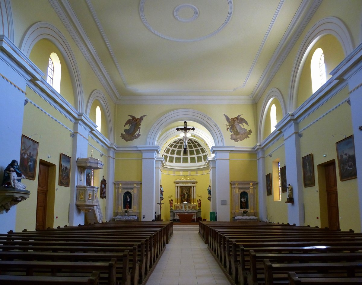 Heiteren, Blick in den Innenraum der Kirche St.Jakobus, Aug.2016