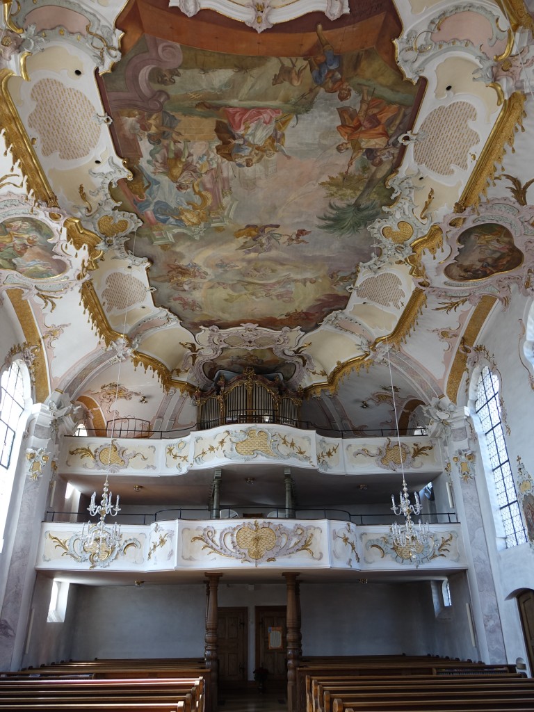 Herbertshofen, Orgelempore und Deckengemlde von Johann Baptist Enderle der Pfarrkirche St. Clemens (03.04.2015)