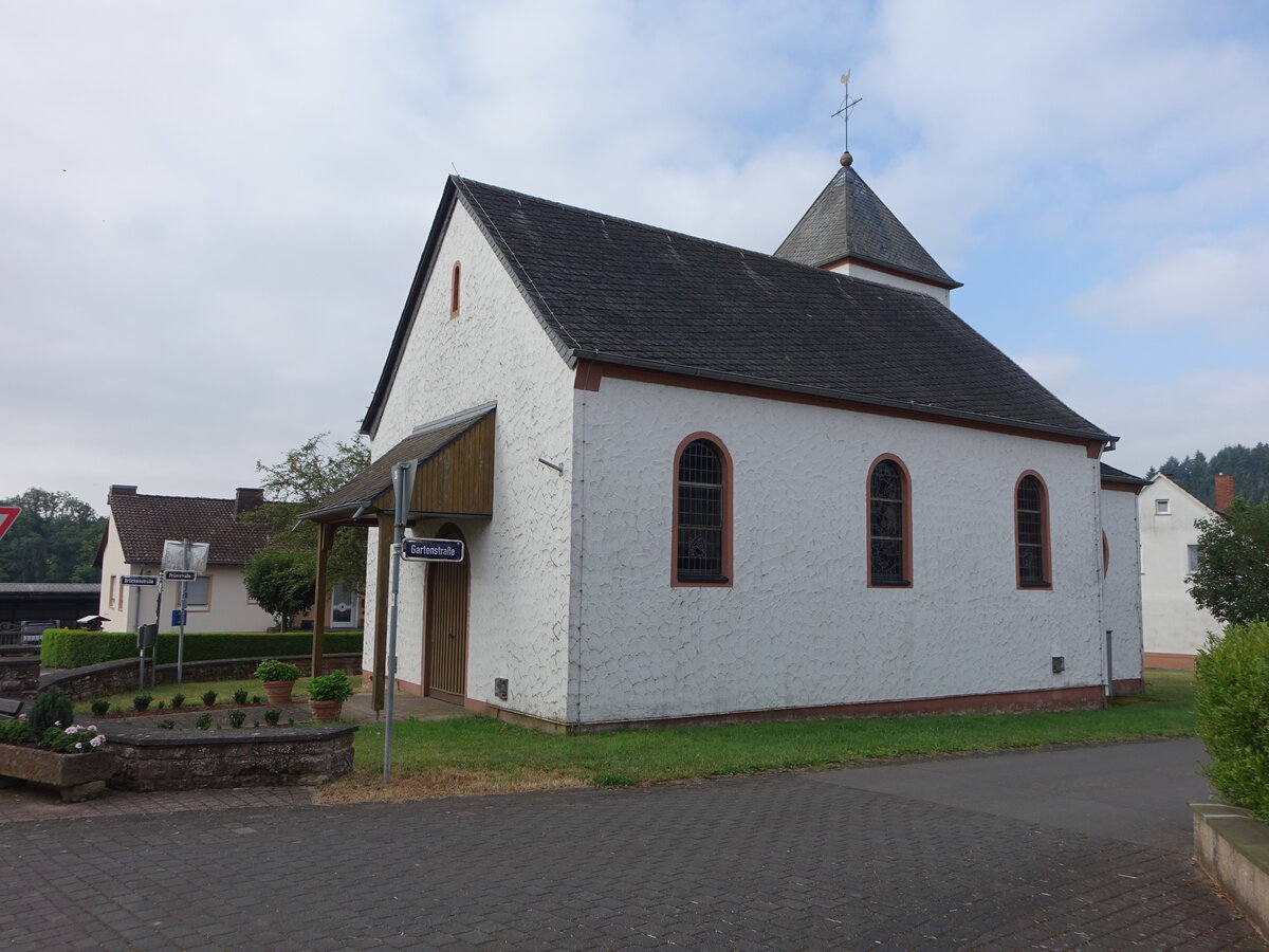 Hermesdorf, Filialkirche St. Lukas und Fides, erbaut von 1952 bis 1953 (18.07.2026)