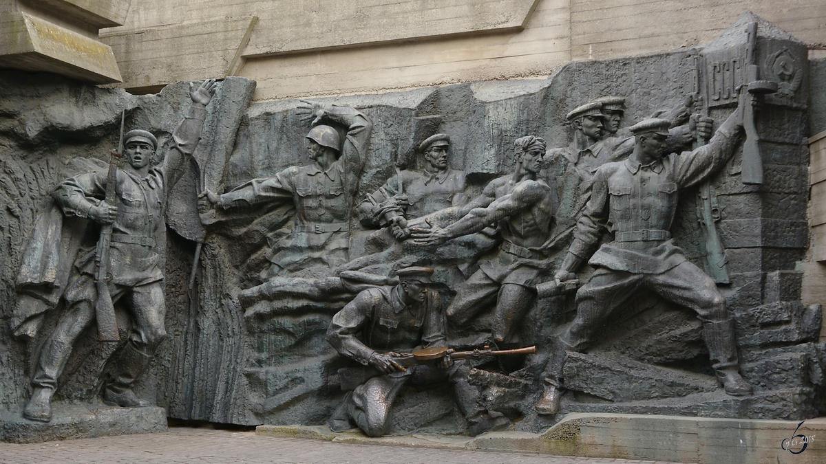 Heroische Darstellung der Rolle der Roten Armee im nationalen Museum der Geschichte der Ukraine im Zweiten Weltkrieg. 