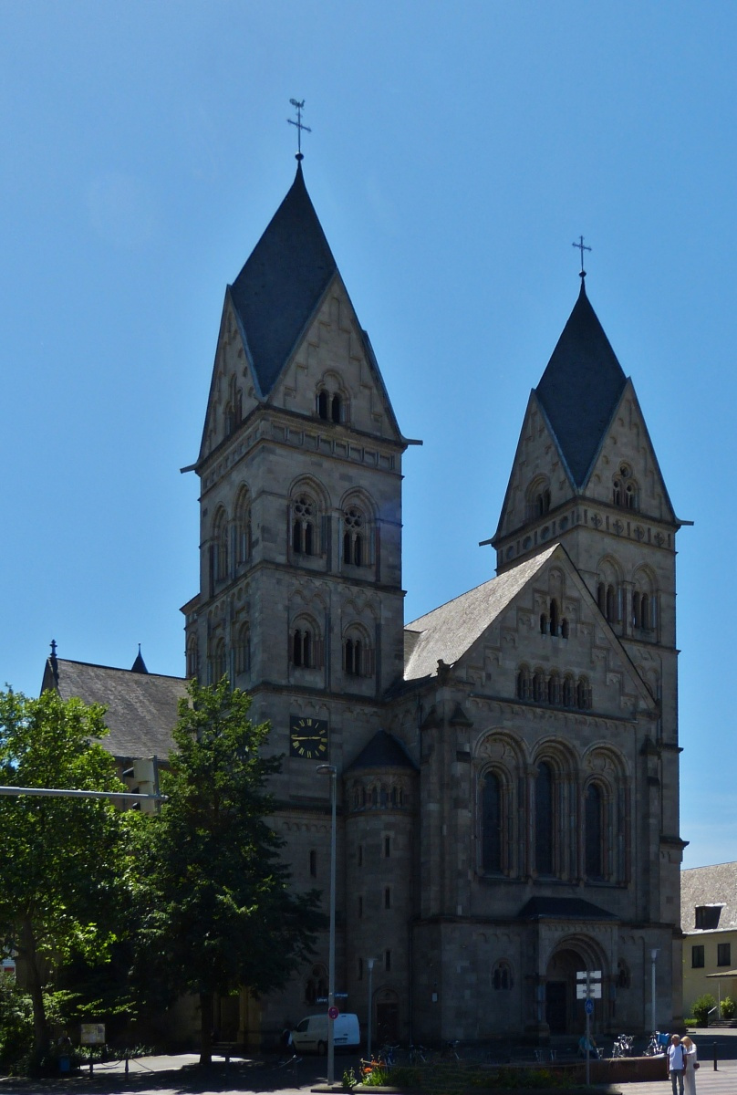Herz Jesu Kirche in Koblenz, erbaut von 1900 bis 1903, aufgenommen im Juni 2022.