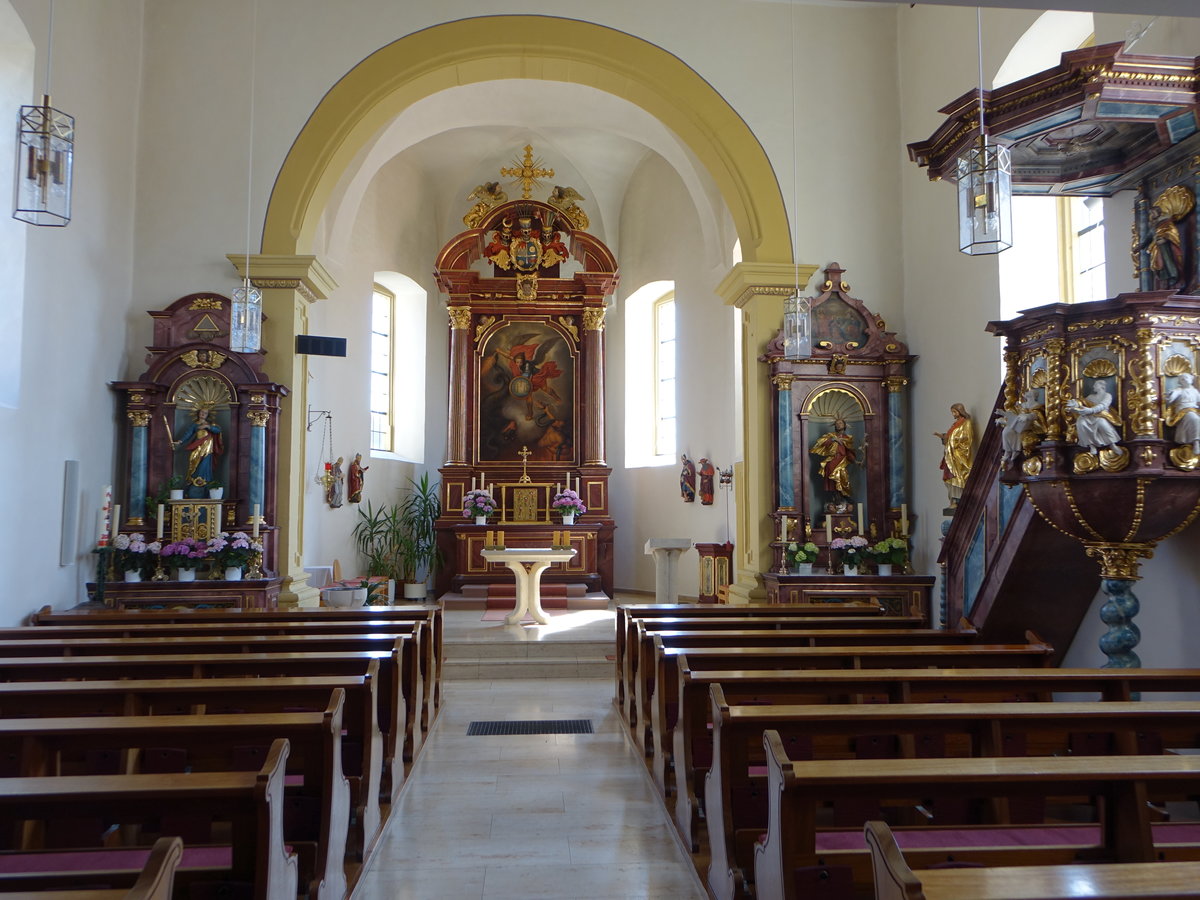 Helar, barocke Altre und Kanzel in der Pfarrkirche St. Michael (26.05.2018)