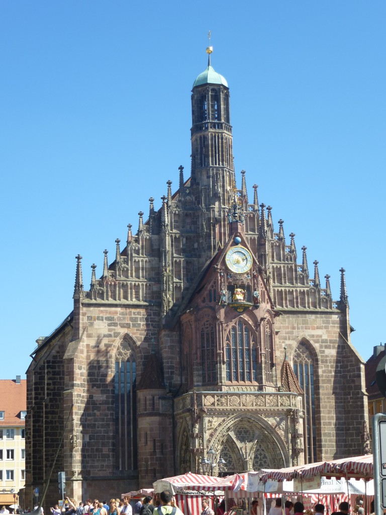 Hier sieht man die Frauenkirche in Nrnberg am 06.09.2013. 