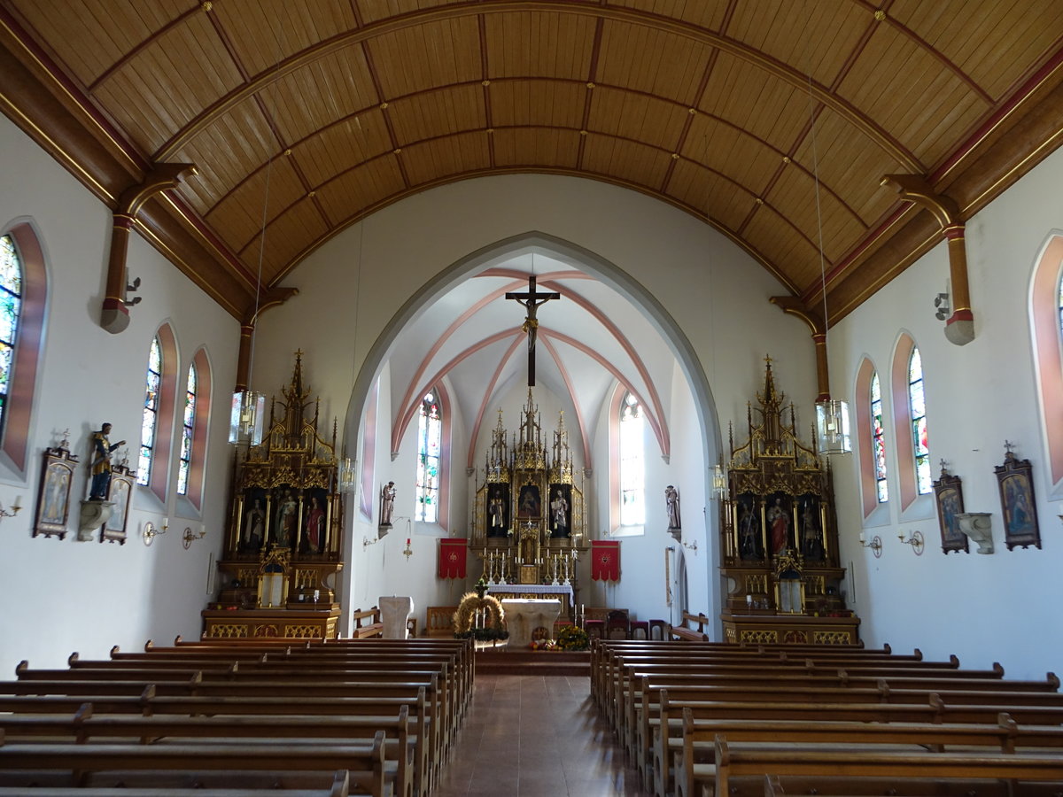 Hintereben, neugotischer Innenraum der Pfarrkirche St. Maria (22.10.2018)