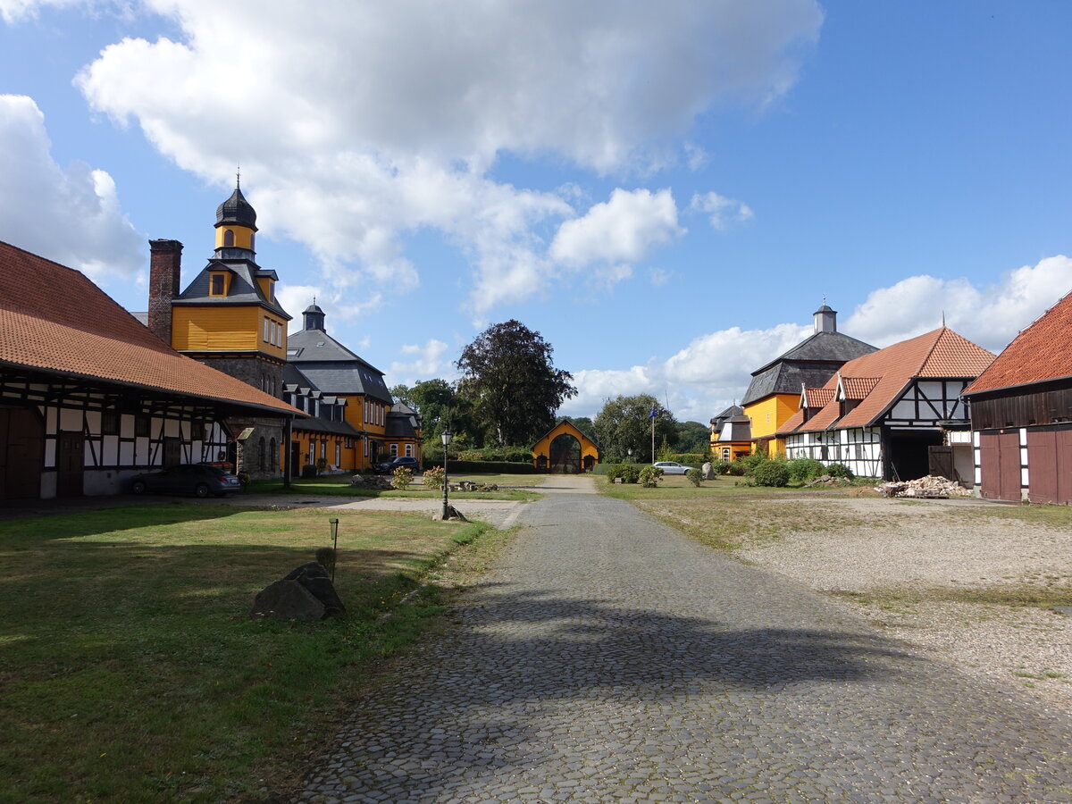 Historische Scheunen im Rittergut Abbensen, gegr�ndet 1279 (15.09.2025)