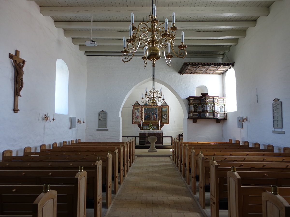 Hjrring, Kanzel und Altar von 1604 in der Sankt Olai Kirche (08.06.2018)