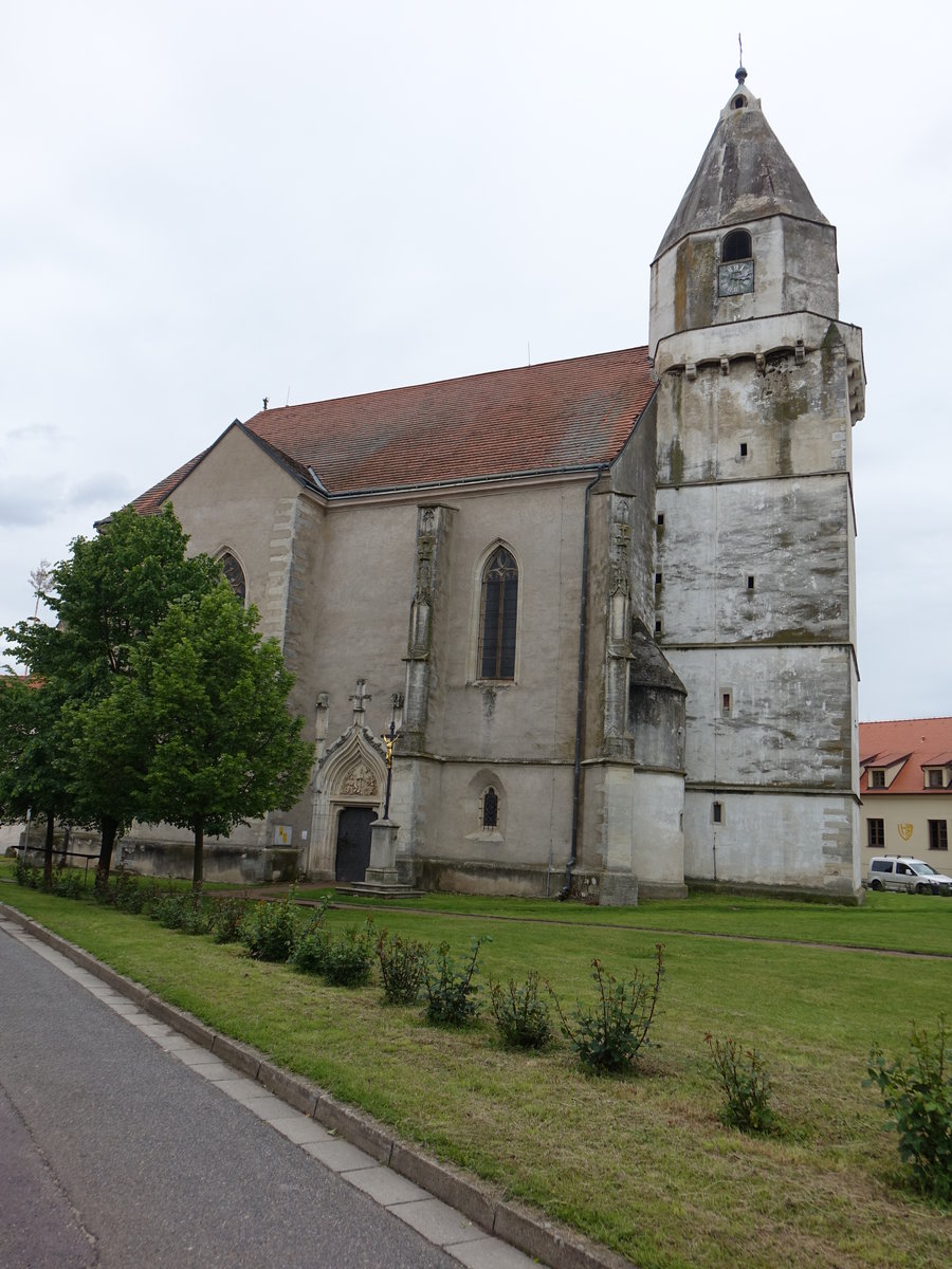 Hnanice/Gnadlersdorf, sptgotische Pfarrkirche St. Wolfgang, erbaut 1487 (29.05.2019)