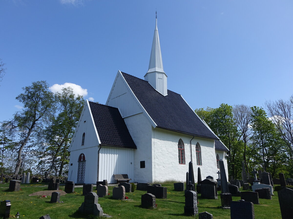 Hobl, evangelische Kirche, romanische Steinkirche aus dem 12. Jahrhundert, Dachreiter von 1720 (21.05.2023)