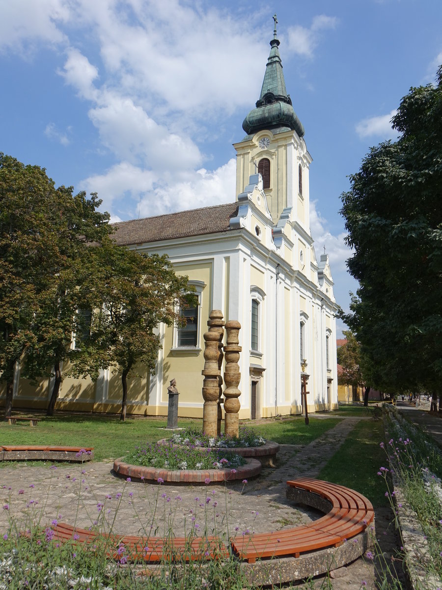Hodmezvasarhely / Neumarkt an der Thei, kath. St. Stephan Kirche, erbaut von 1935 bis 1938 durch Gaspar Fabian (24.08.2019)