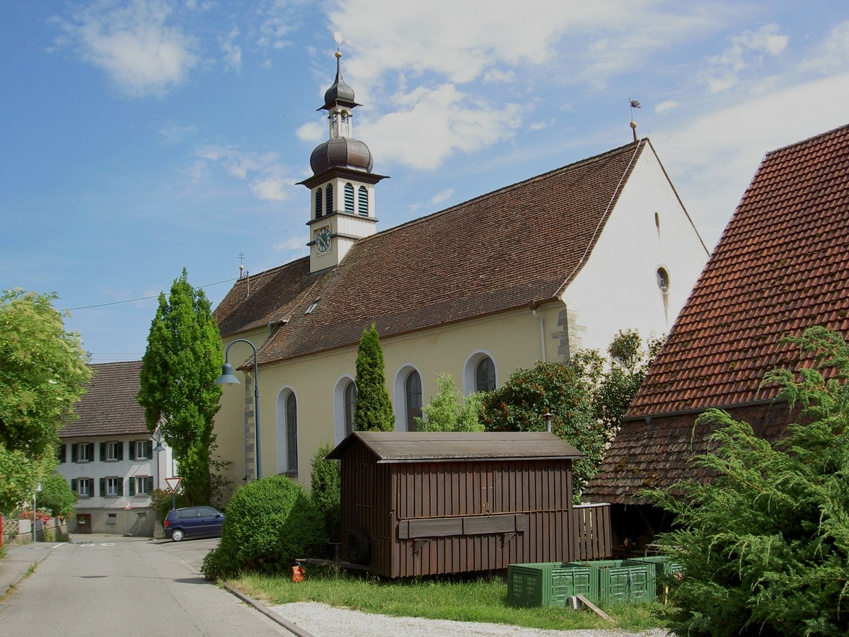 Hdingen, Ev. St. Bartholomus Kirche, erbaut 1685 nach ihrer Zerstrung im Dreiigjhrigen Krieg (22.06.2014)