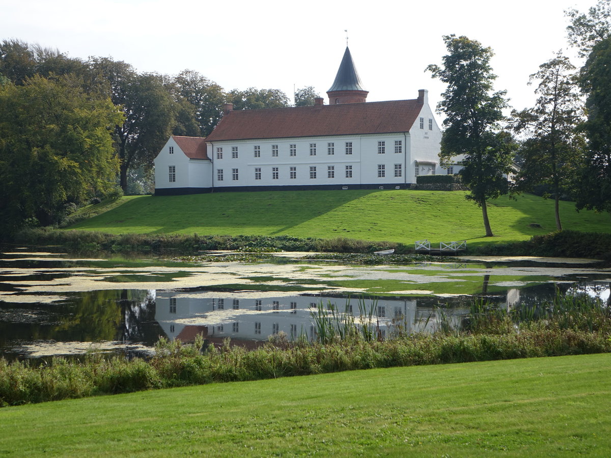 Hogbolt, dreiflgeliger Herrensitz, erbaut ab 1550, Hauptflgel erbut 1886 durch F. Uldall (23.09.2020)