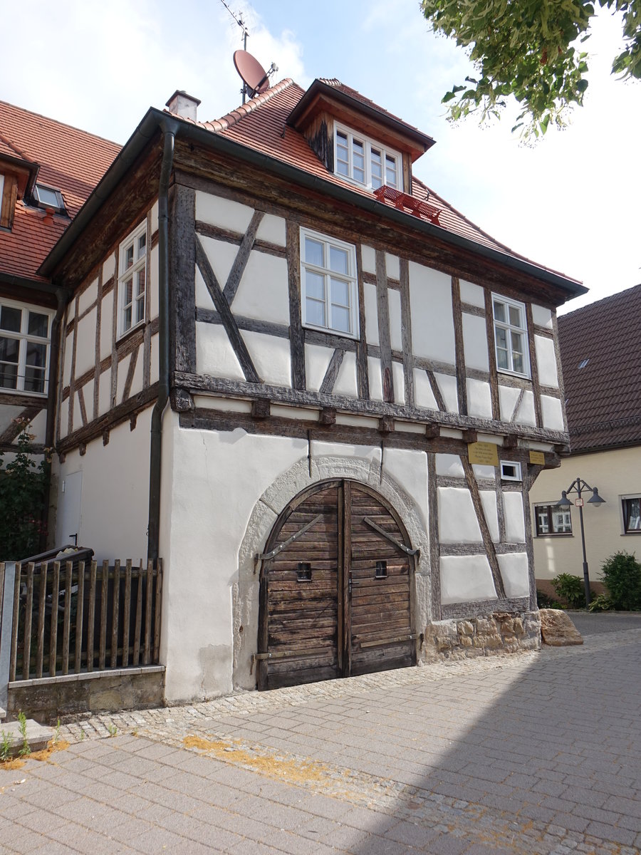 Hohenhaslach, historisches Fachwerkhaus in der Kirchstrae, erbaut 1844 (24.06.2018)