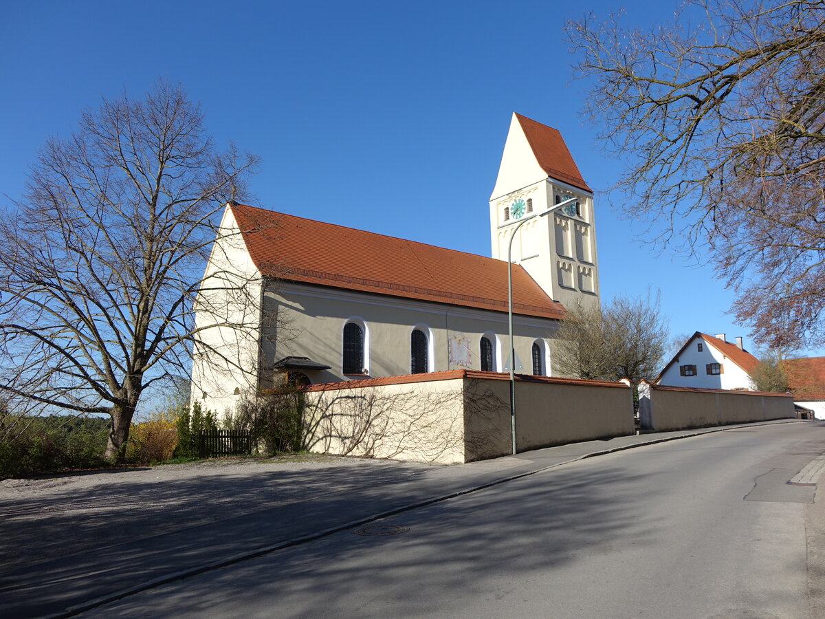 Hohenried, Pfarrkirche St. Margaretha, Saalkirche aus dem 15. Jahrhundert, barockisiert 1762 (15.04.2015)