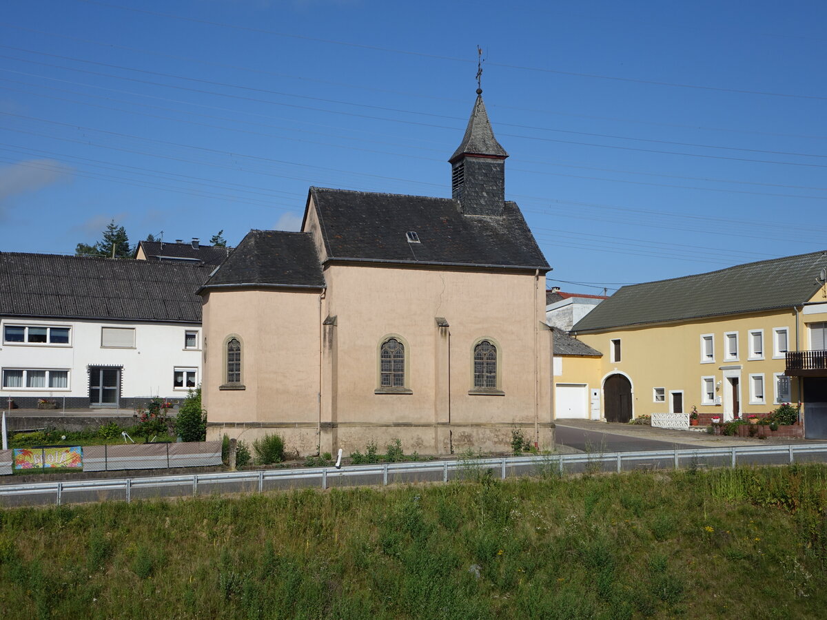 Hohensonne, kath. Filialkirche St. Maria, zweiachsiger Saalbau mit Dachreiter, erbaut 1899 (23.06.2022)