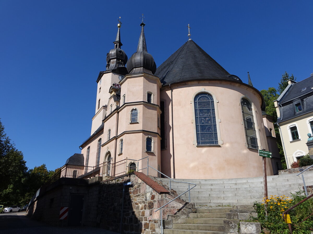 Hohenstein-Ernstthal, evangelische St. Christopherus Kirche in der Hinrich Wichern Strae (16.09.2023)