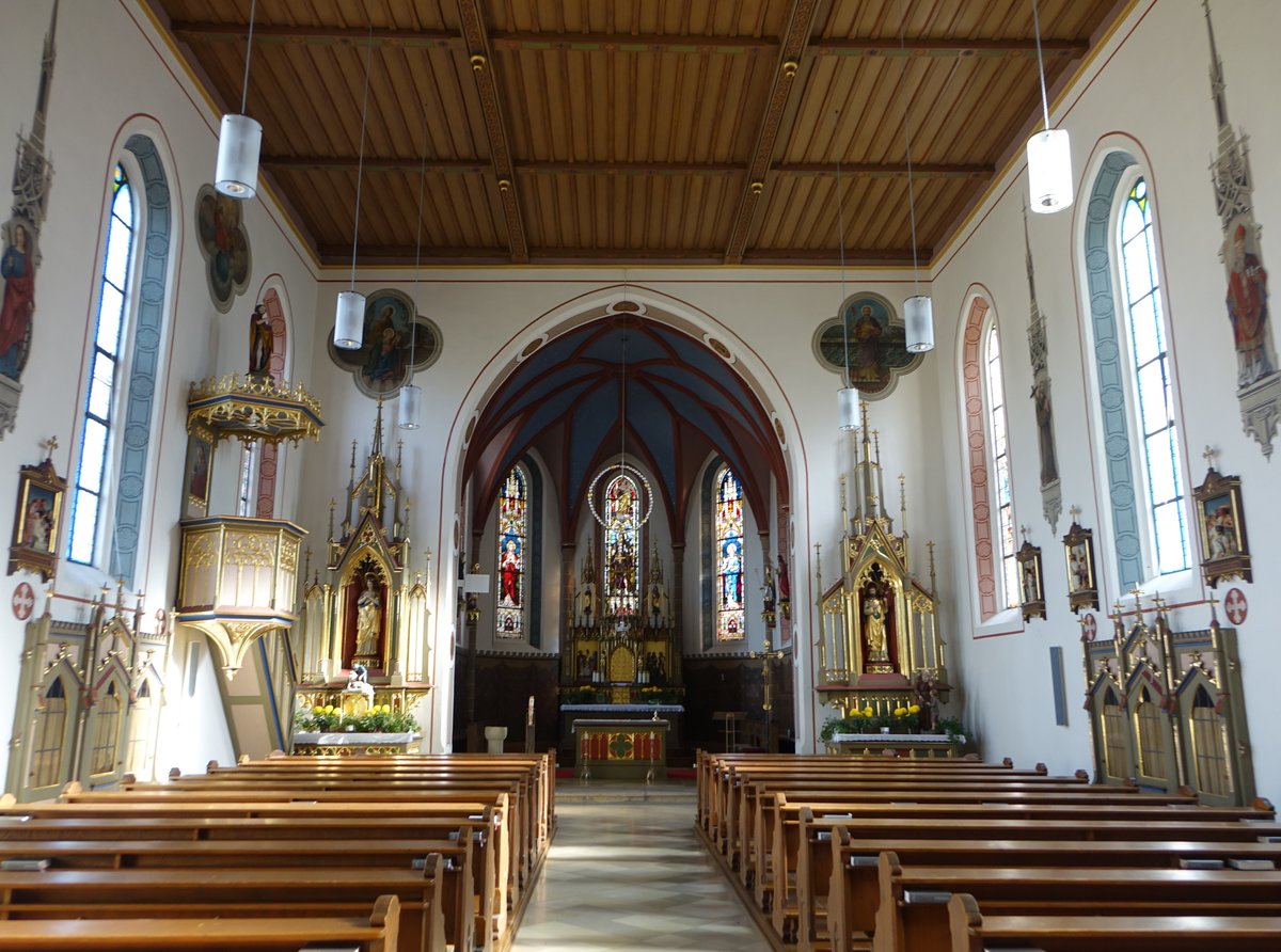 Hohenwarth, neugotischer Innenraum der St. Johannes Kirche (05.11.2017)