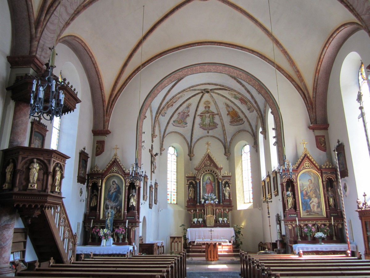 Hollersbach, Altre und Kanzel der St. Vitus Kirche (02.08.2014)