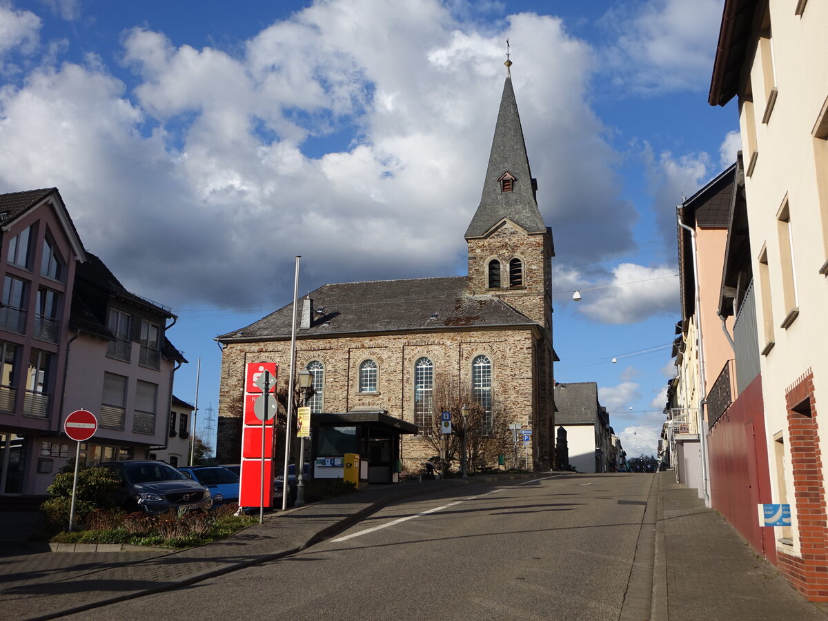 Holzappel, evangelische St. Johannes Kirche, erbaut von 1824 bis 1826 (19.03.2022)