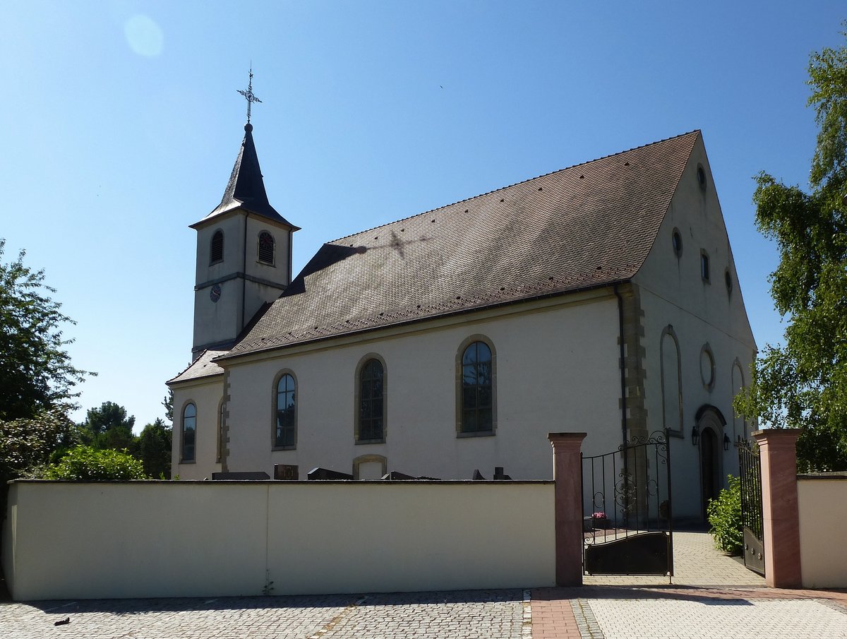Homburg (Hombourg), die Kirche St.Nikolaus, Juli 2018