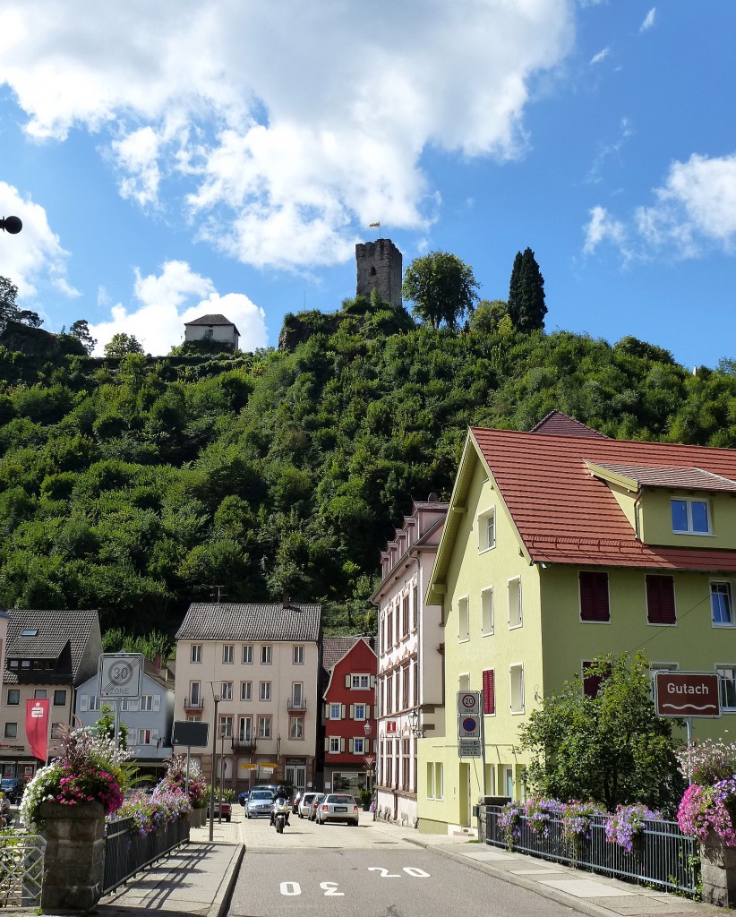 Hornberg, Blick von der Bahnhofstrae zur Burgruine, Aug.2014