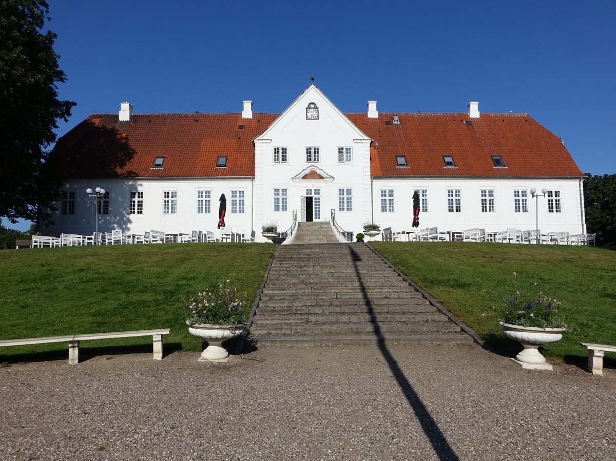 Horsens, Schloss Bygholm, dreiflgeliger Herrensitz, erbaut bis 1775 fr Lars Thygeson (24.07.2019)