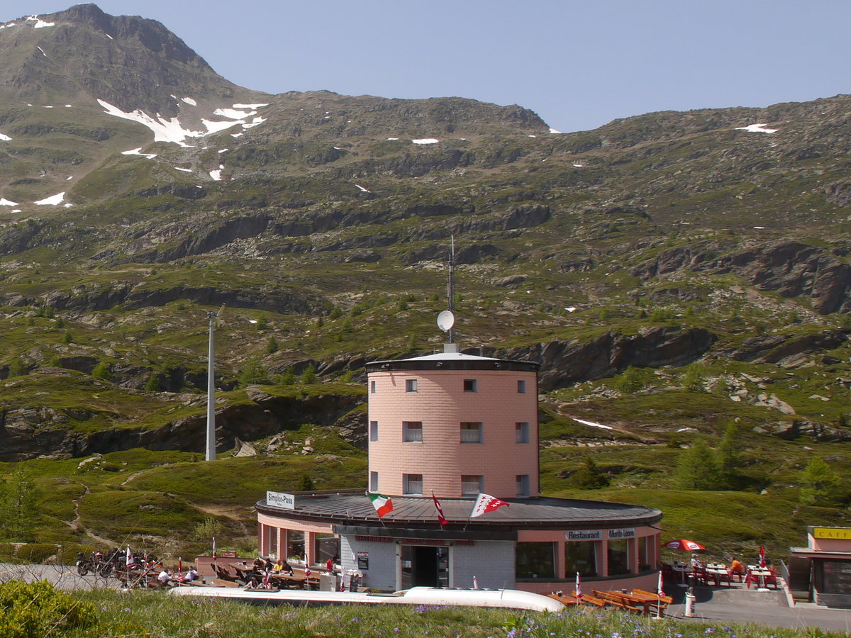 Hotel und Restaurant MONTE LEONE, Simplonpass (2005 m), Schweiz im Kanton Wallis; 10.06.2014
