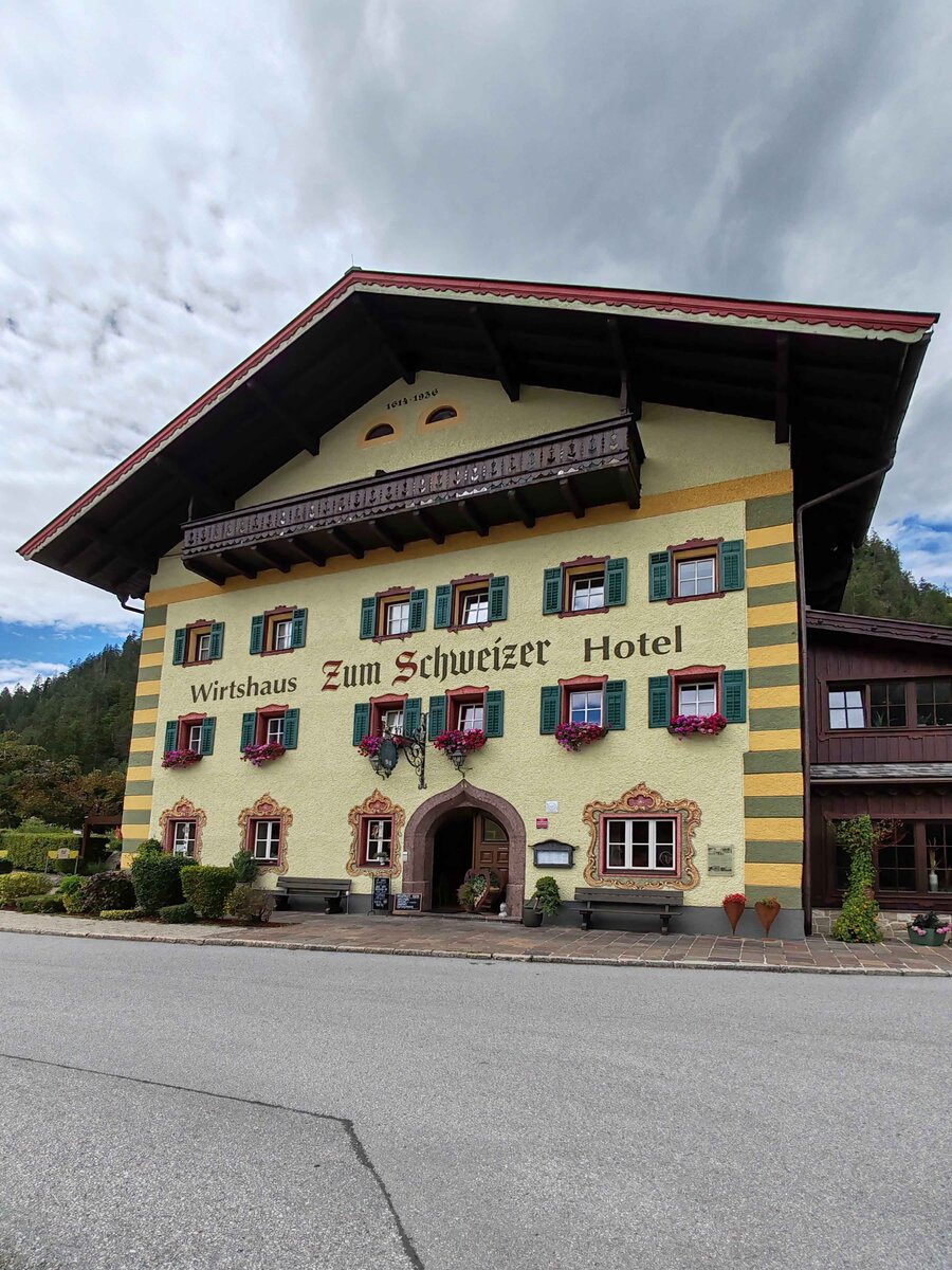 Hotel ZUM SCHWEIZER im Zentrum von Lofer im August 2026