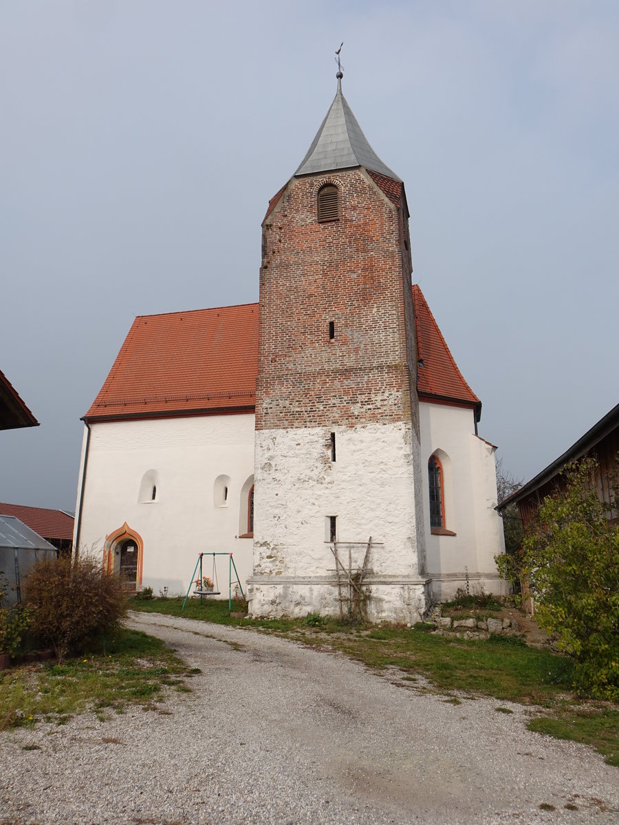 Huckenham, kath. Pfarrkirche St. Margaretha, romanisches Langhaus, um 1451 sptgotisch berformt (20.10.2018)