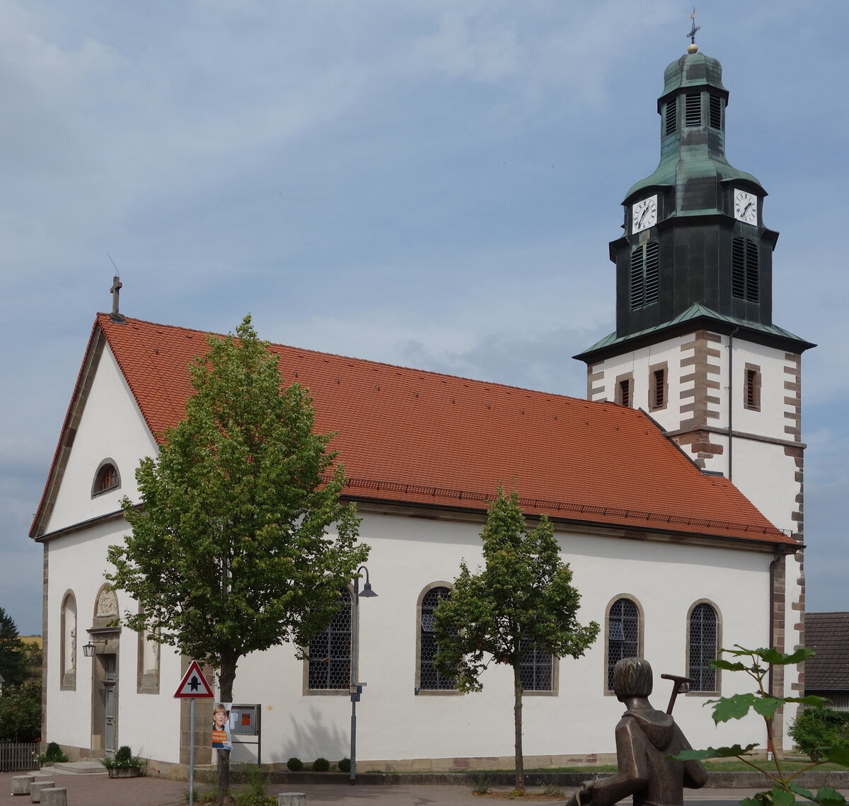 Hnfeld - Groenbach, Kirche Sankt Antonius der Einsiedler im Jahr 2015