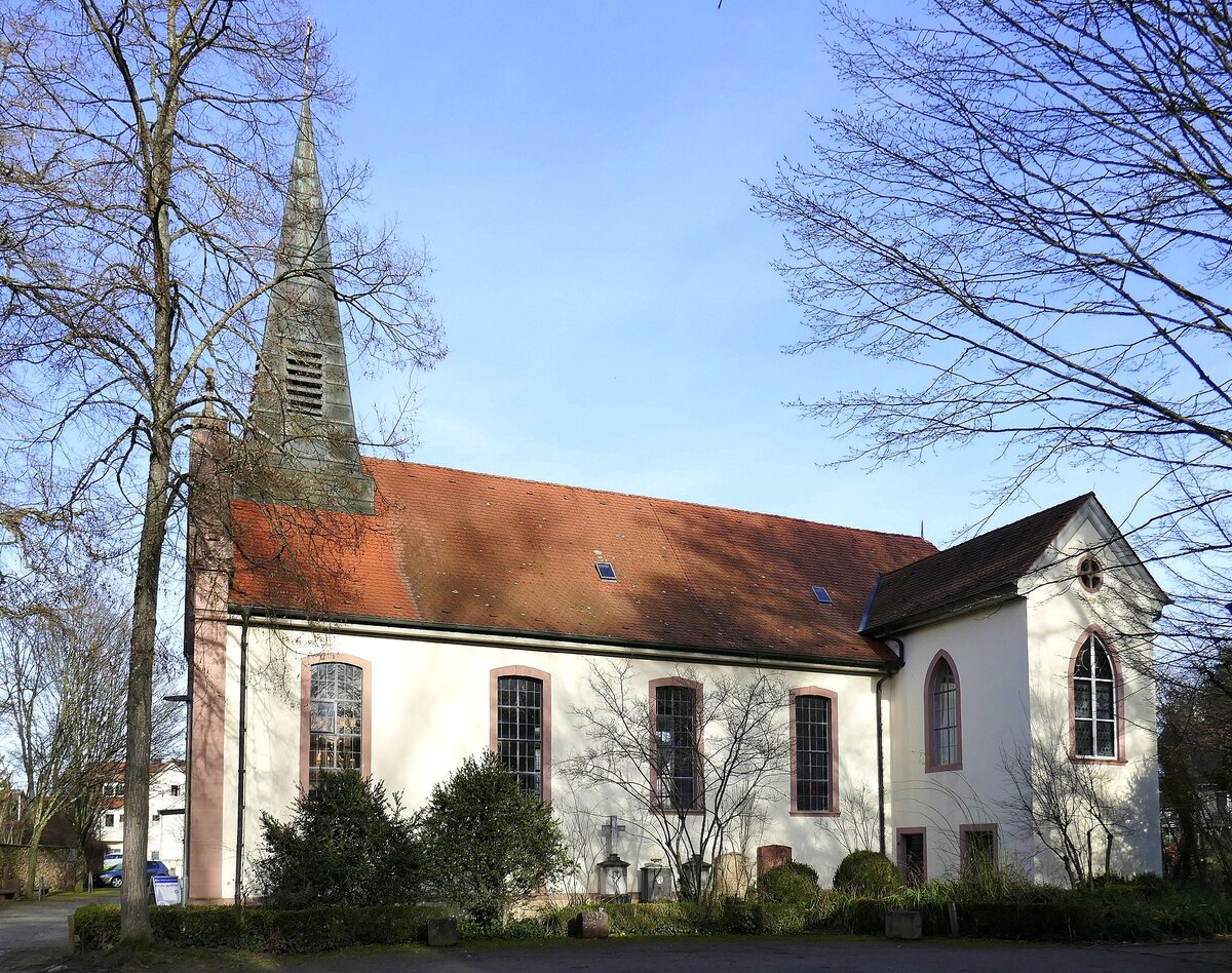 Hugstetten, die evangelische Martin-Luther-Kirche, 1772 als katholische Kirche erbaut, Dez.2022