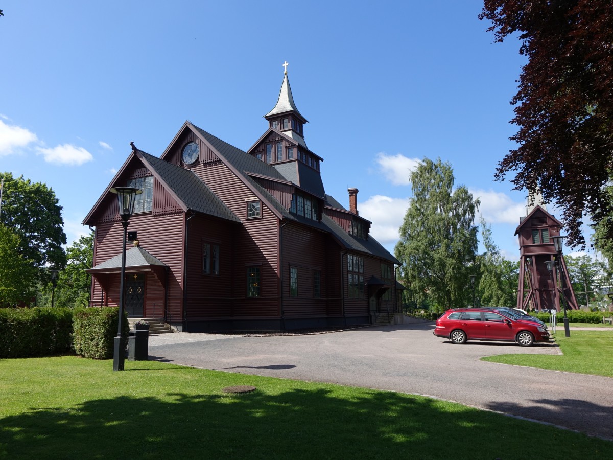 Huskvarna, Holzkirche, erbaut von 1907 bis 1908 durch Birger Damstedt (14.06.2015)