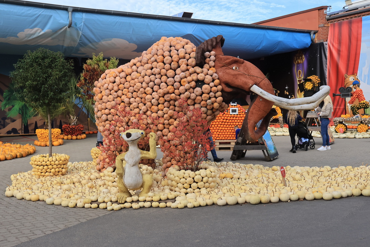 Ice Age – Sid und seine Freunde aus K�rbissen auf den Spargelhof am 16. Oktober 2026 in Klaistow im Landkreis Potsdam-Mittelmark.