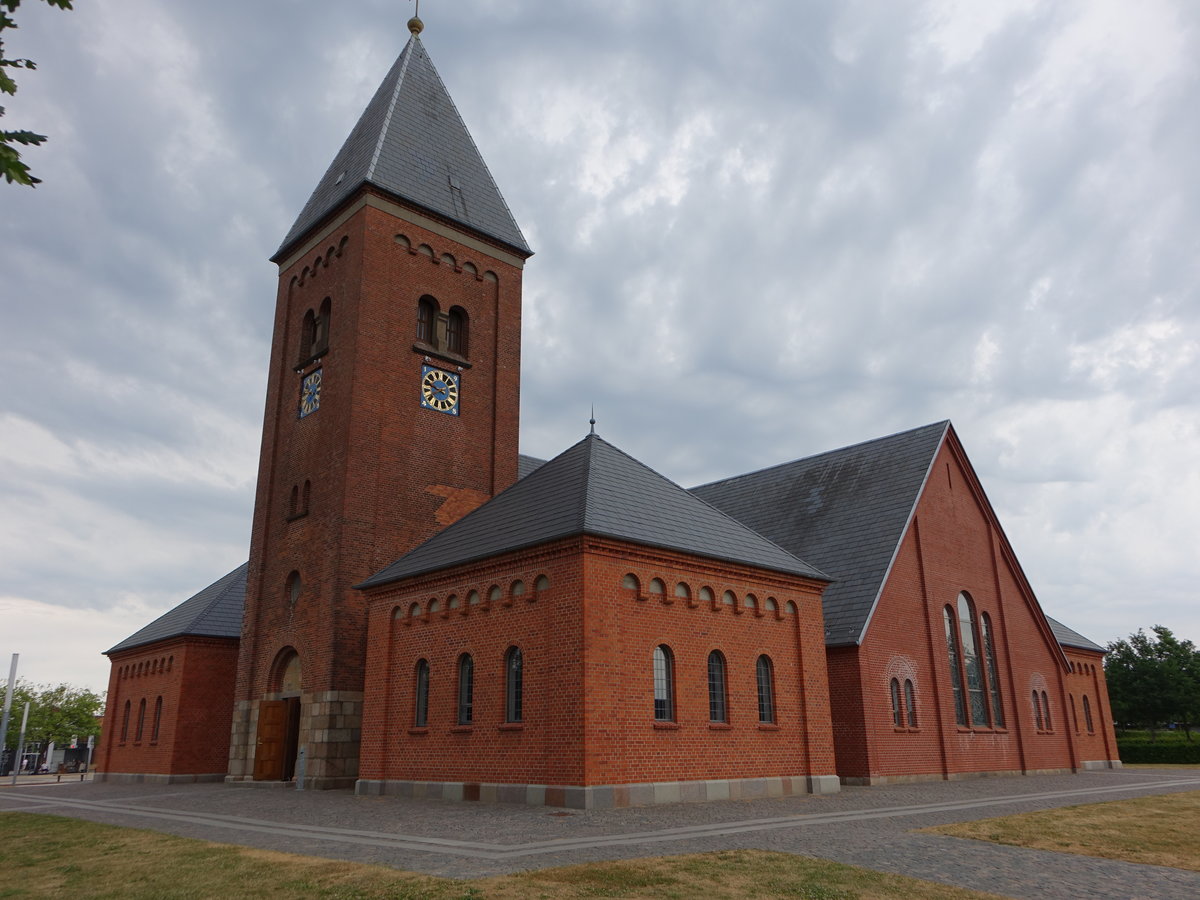 Ikast, Ev. Kirche, Kirkegade 3, erbaut von 1904 bis 1907 (09.06.2018)