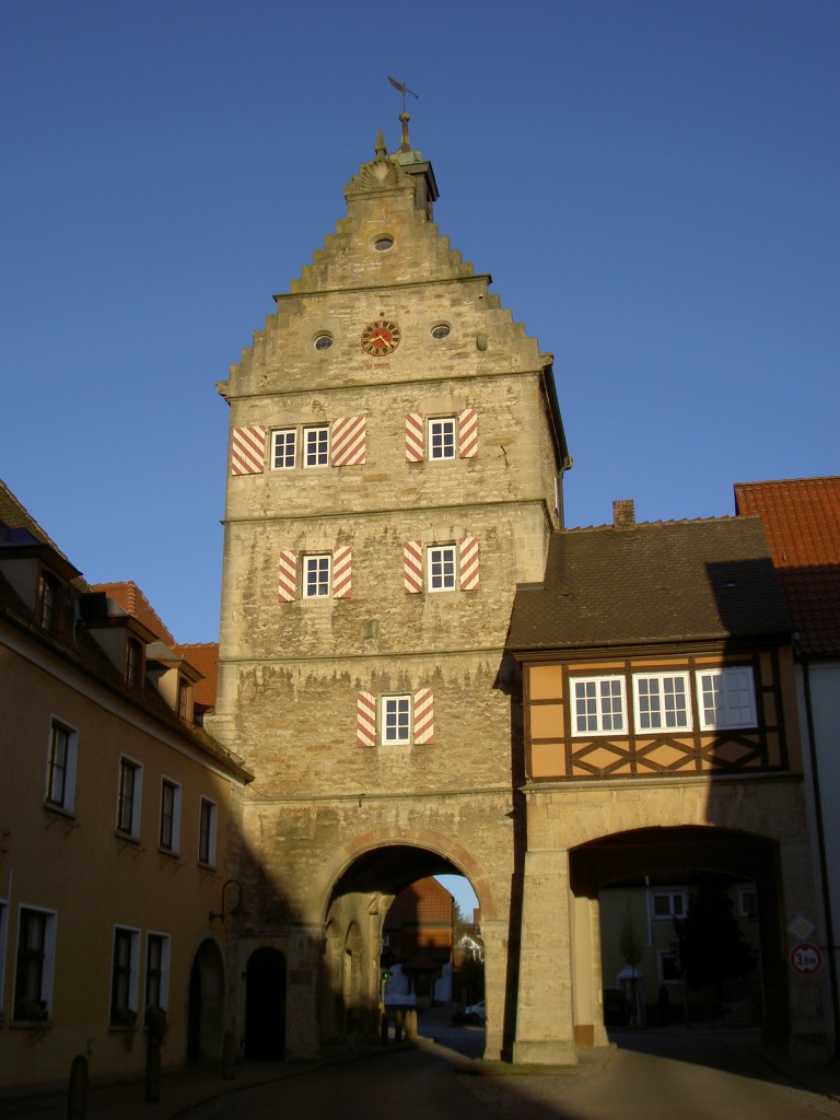 Ilshofen, Haller Torturm, erbaut 1609 als oberes Stadttor (25.11.2013)