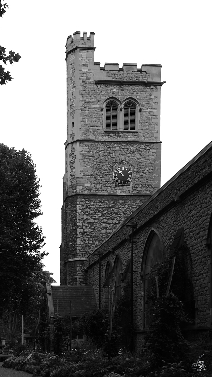 Im Jahr 1977 wurde das Garden Museum gegrndet, um die verlassene Kirche St. Mary's in Lambeth vor dem Abriss zu retten. (London, September 2013)