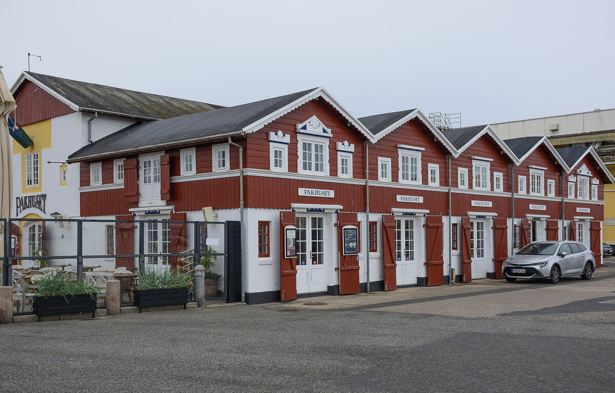 Im �Pakhuset� (deutsch �Lagerhaus�) am Hafen von Skagen liegt ein Fischrestaurant. Aufnahme: 12. Juni 2026.