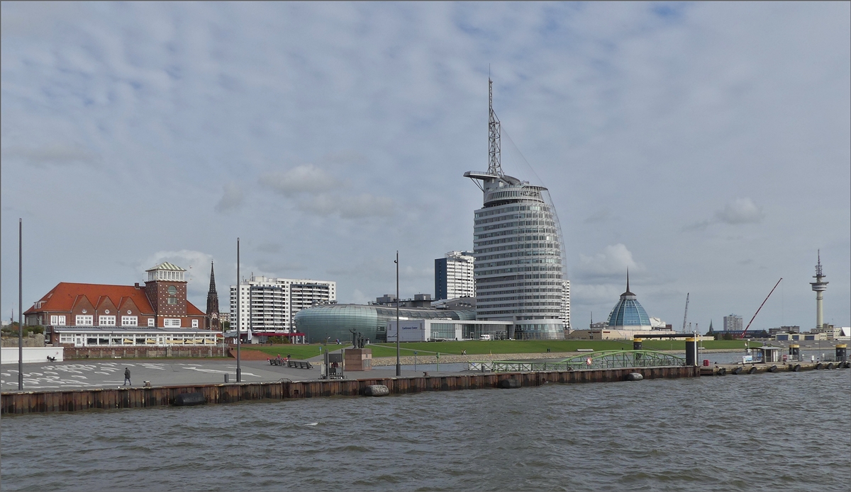 Impressionen von Bremerhaven aufgenommen bei der „Dicke Ptte Tour” auf der Weser mit dem Ausflugsschiff MS  Geestemnde . 16.09.2019 (Jeanny) 