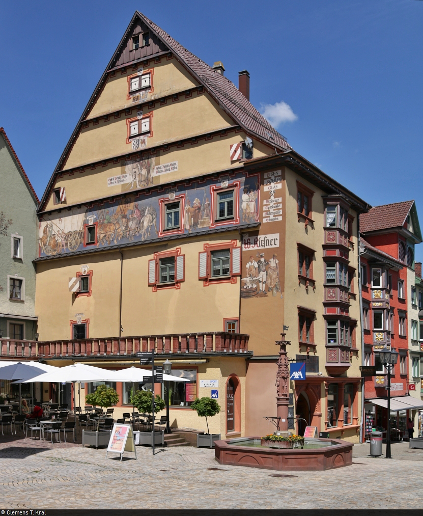 In der Hauptstrae 27 in Rottweil – gegenber dem Alten Rathaus – befindet sich das Kirsnersche Haus. Es stammt aus dem 15. Jahrhundert und soll laut berlieferungen bereits im 16. Jahrhundert bemalt worden sein.

🕓 11.6.2021 | 14:55 Uhr