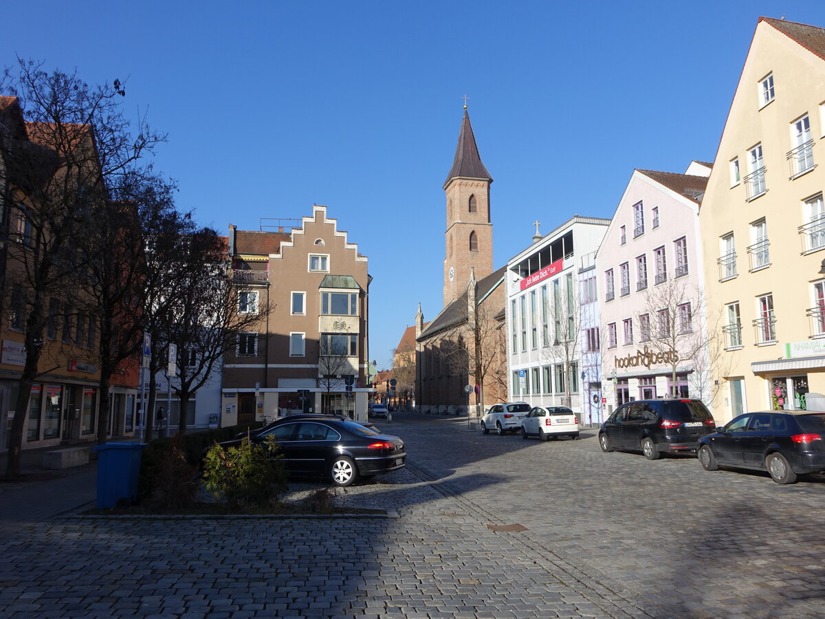 Ingolstadt, Huser und St. Matthus Kirche am Holzmarkt (28.02.2021)