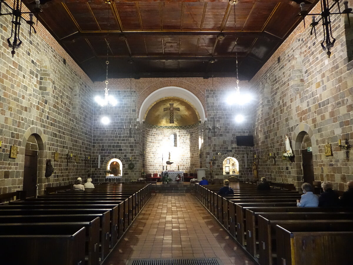 Inowrocław / Hohensalza, romanischer Innenraum der Maria Namen Kirche (12.06.2021)