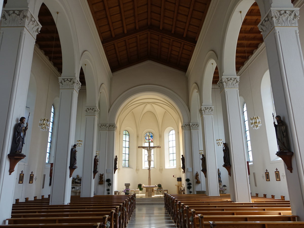 Irslingen, Innenraum der kath. St. Martinus Kirche (19.08.2018)
