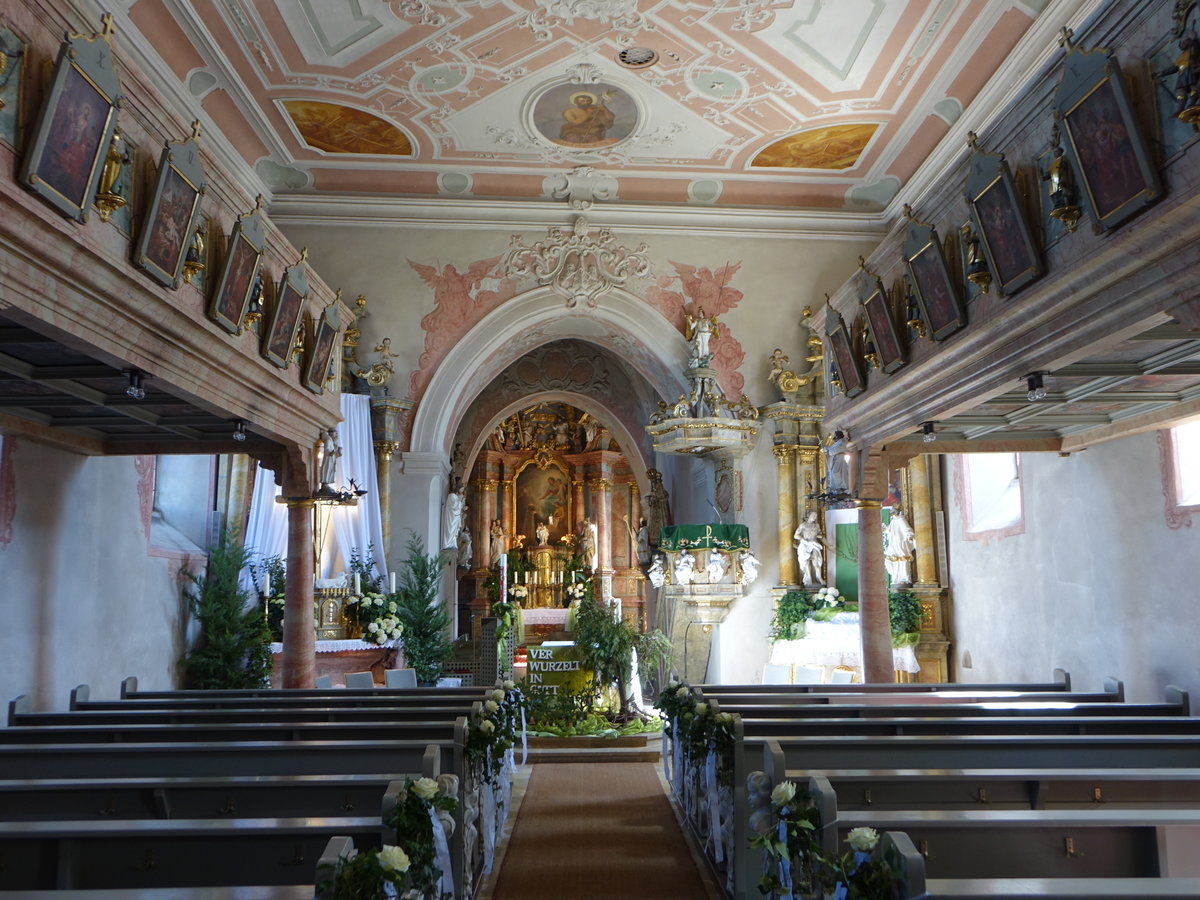 Isling, barocker Innenraum von 1724 in der Pfarrkirche St. Johannes (07.04.2018)