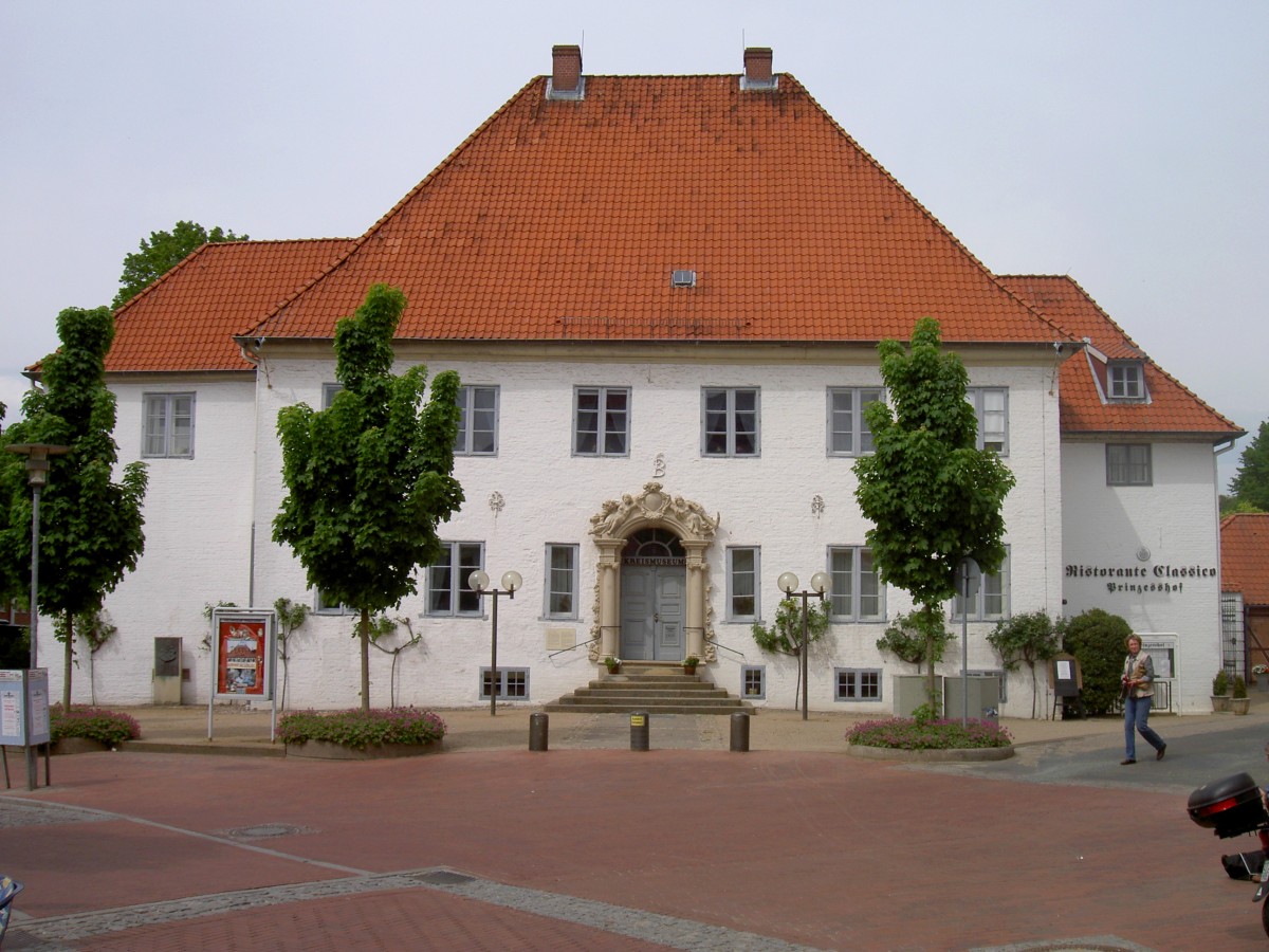 Itzehoe, Adelspalais Prinzehof, erbaut 1569, heute Kreismuseum (10.05.2011)