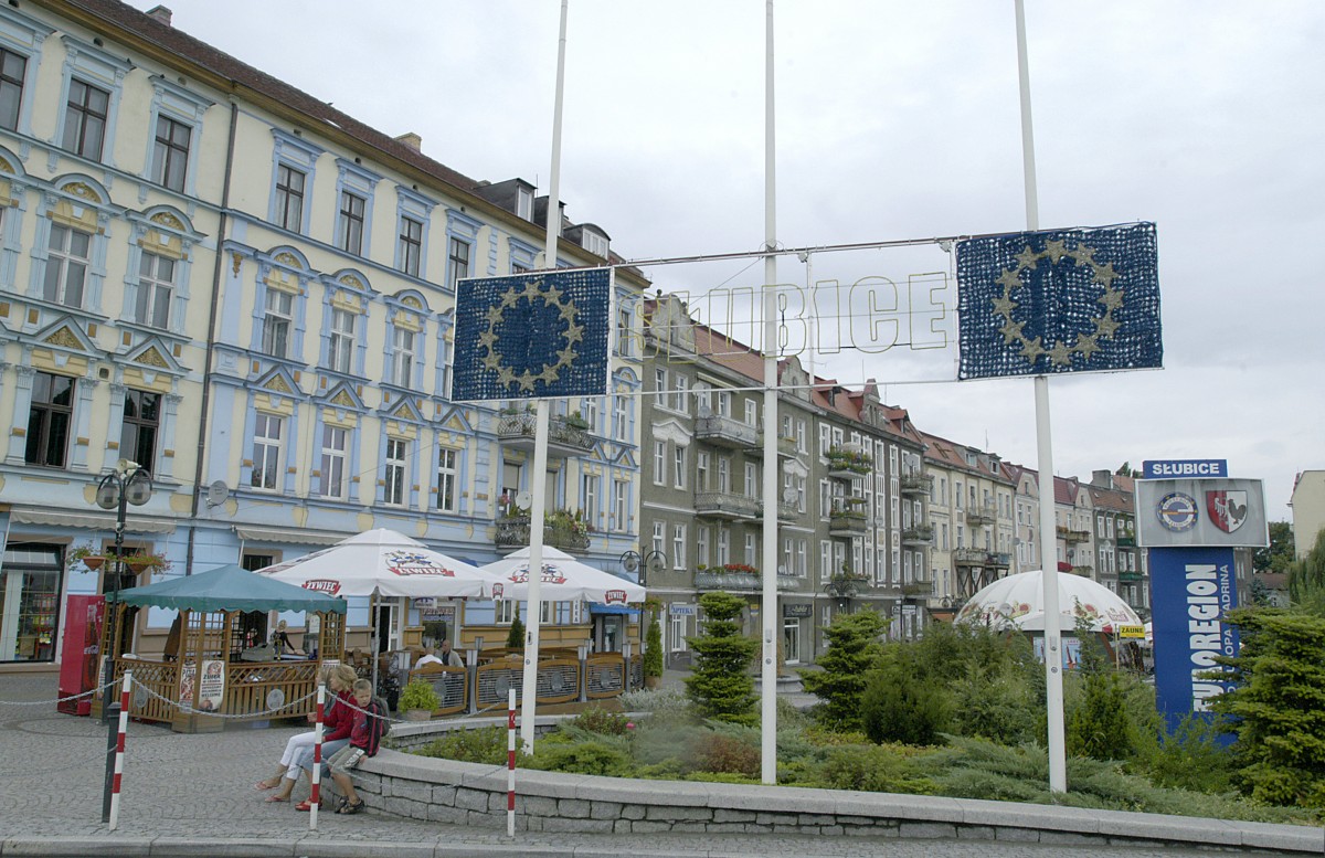 Jedności Robotniczej in Słubice (frher Dammvorstadt Frankfurt/Oder). Aufnahme: Juli 2006.